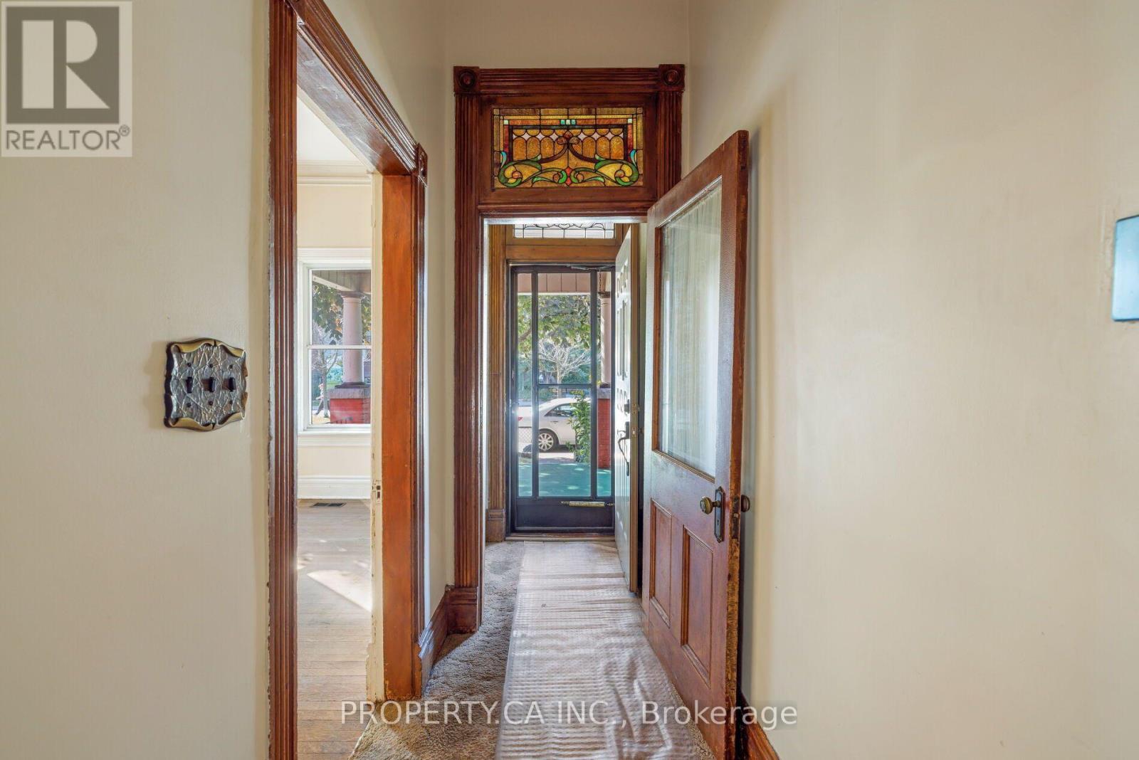 195 SHAW STREET, Toronto (Trinity-Bellwoods) — photo 2
