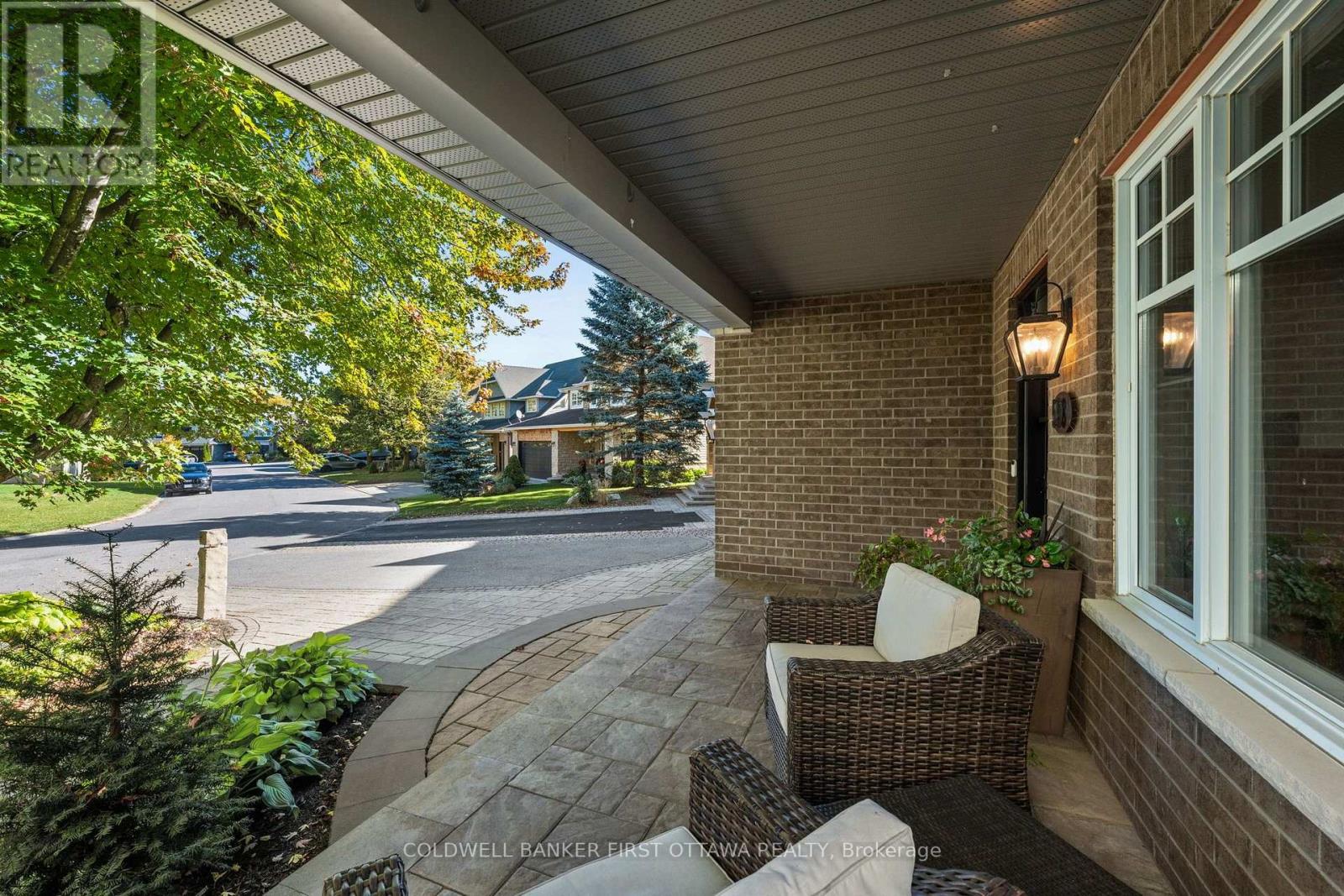 58 IRONSIDE COURT - 3