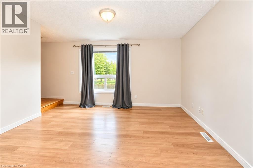 23 HOWE Drive Unit# 8, Kitchener — photo 6