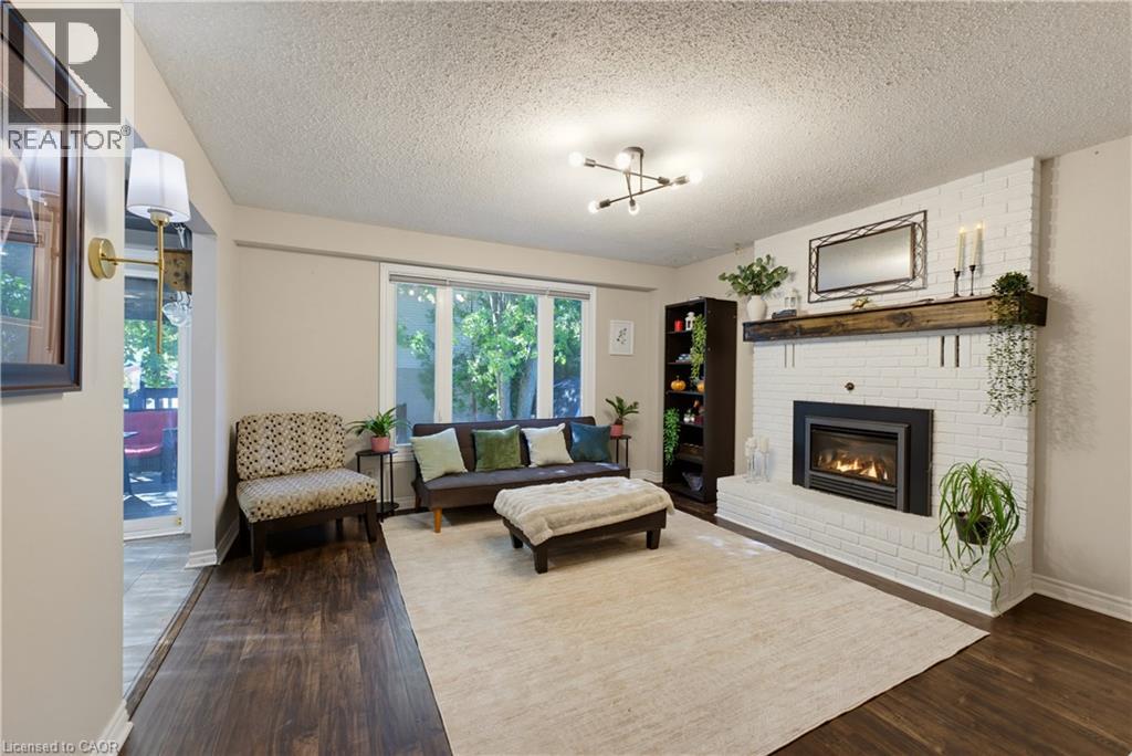 74 STIRLING MACGREGOR Drive - 10