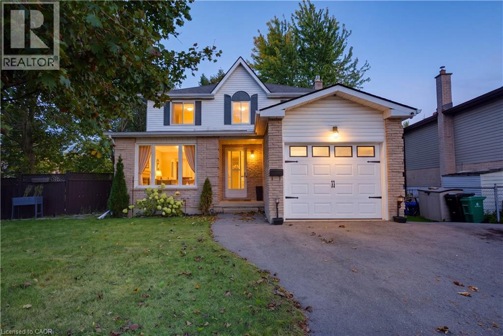 74 STIRLING MACGREGOR Drive — photo 2