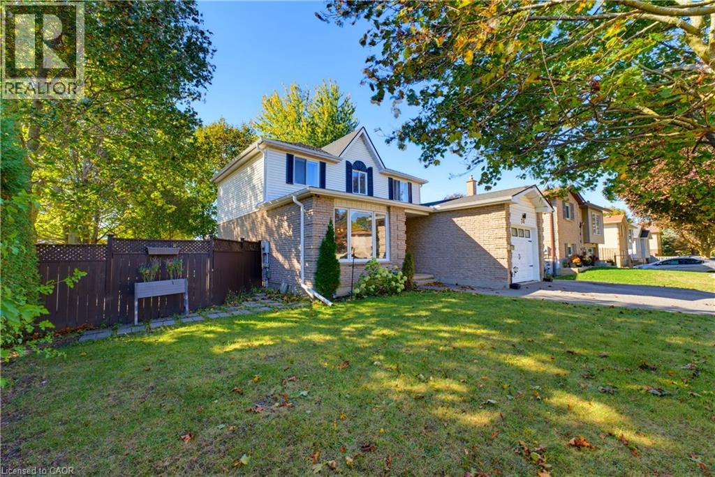 74 STIRLING MACGREGOR Drive - 3
