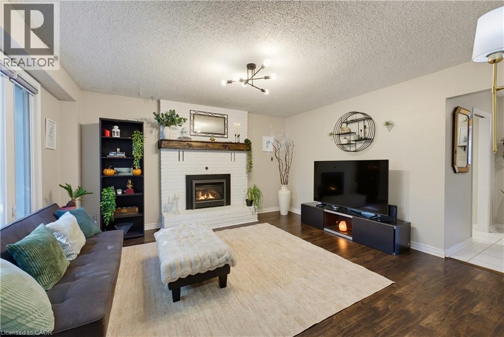 74 STIRLING MACGREGOR Drive, Cambridge — photo 9