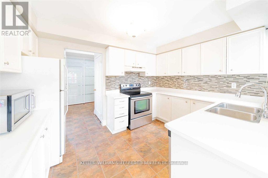 44 Keys Drive, Ajax, ON photo 13