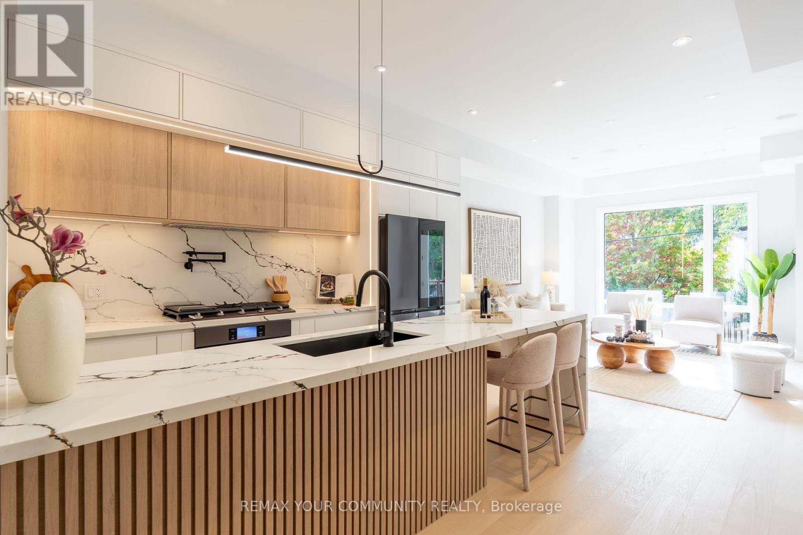 281 Queensdale Avenue, Toronto, ON photo 12