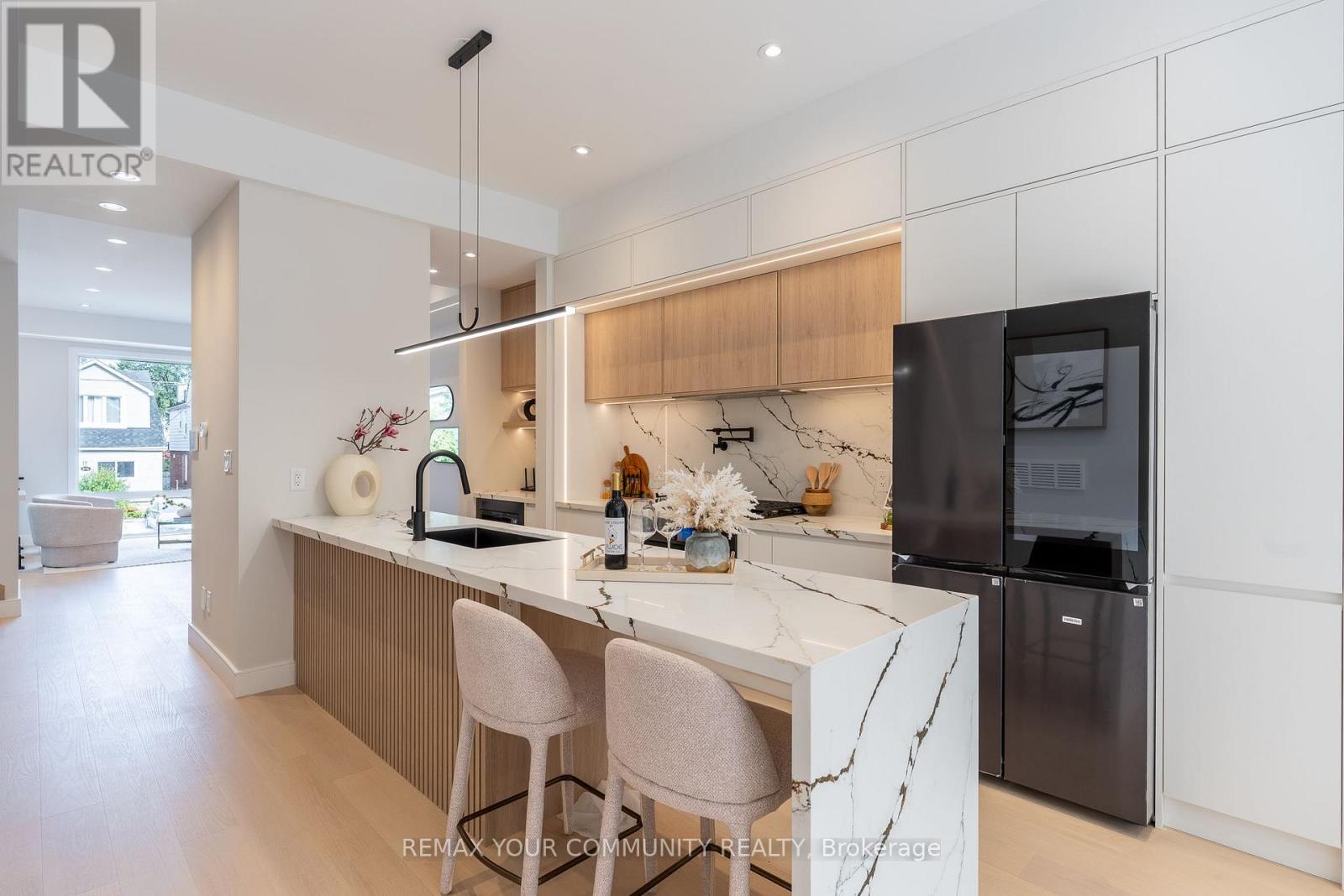 281 Queensdale Avenue, Toronto, ON photo 13