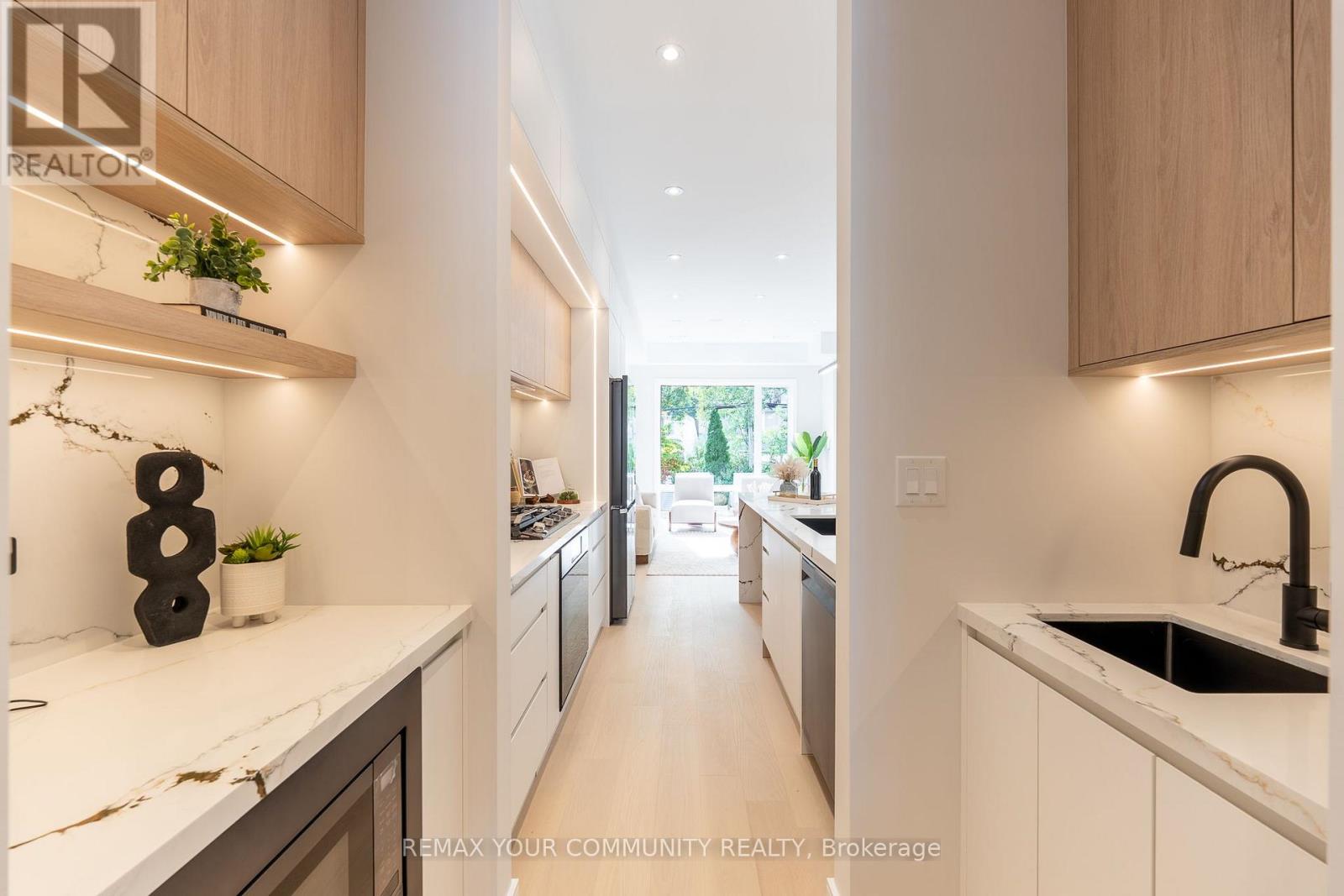 281 Queensdale Avenue, Toronto, ON photo 15