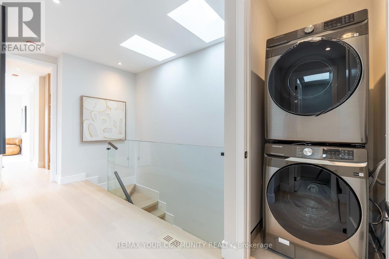 281 Queensdale Avenue, Toronto, ON photo 35