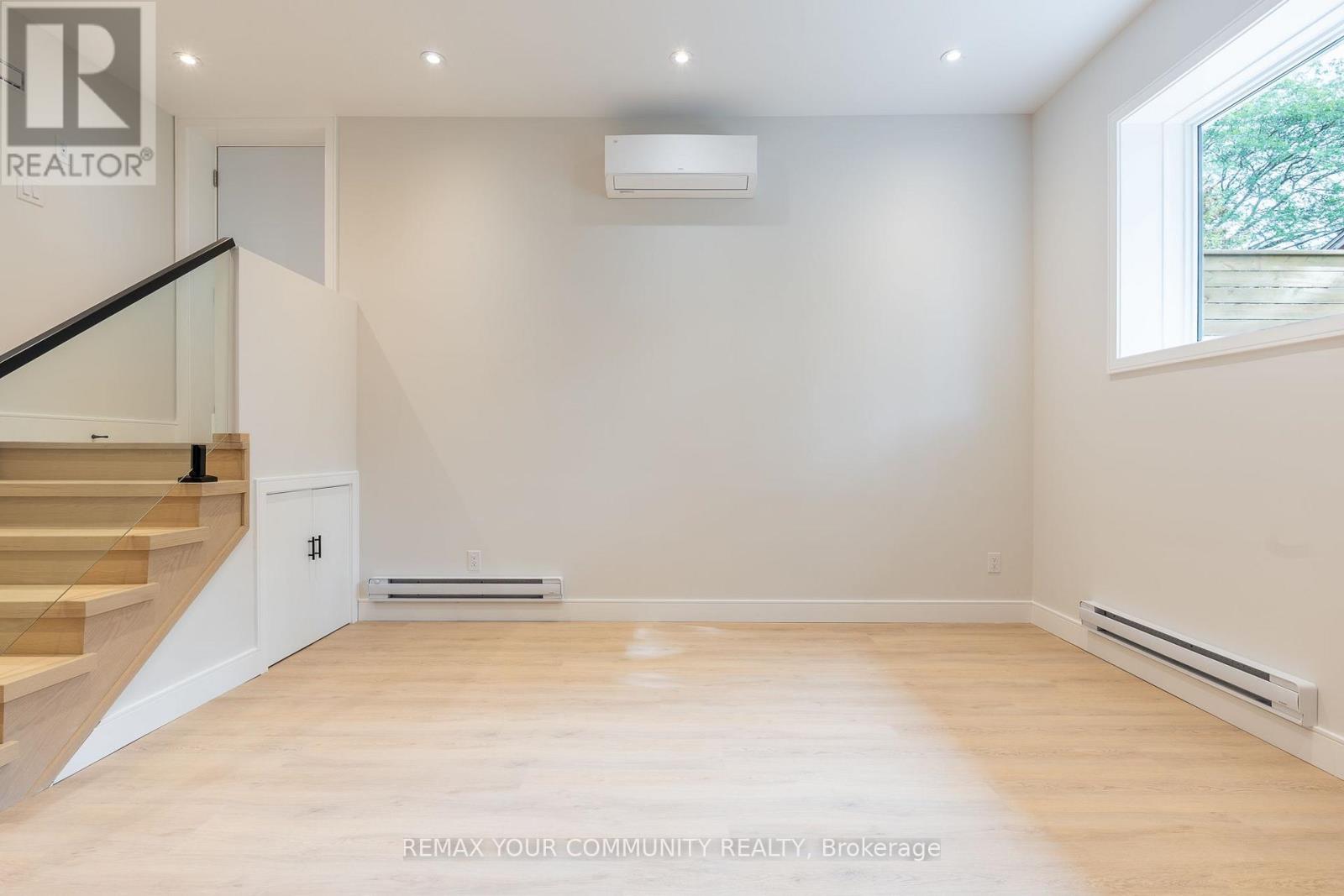 281 Queensdale Avenue, Toronto, ON photo 40