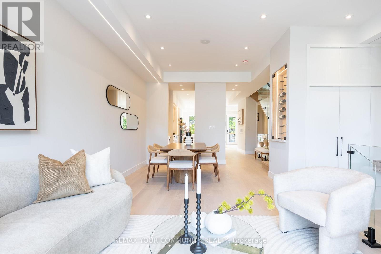 281 Queensdale Avenue, Toronto, ON photo 6