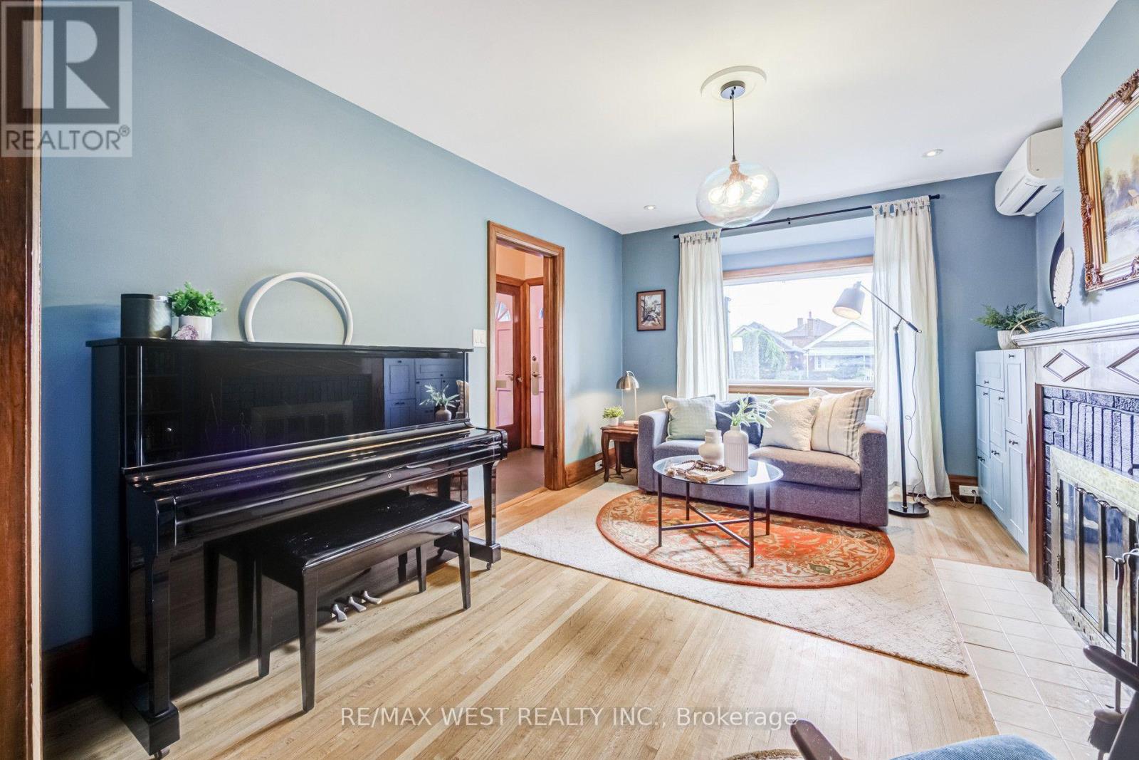 258 O'connor Drive, Toronto, ON photo 6