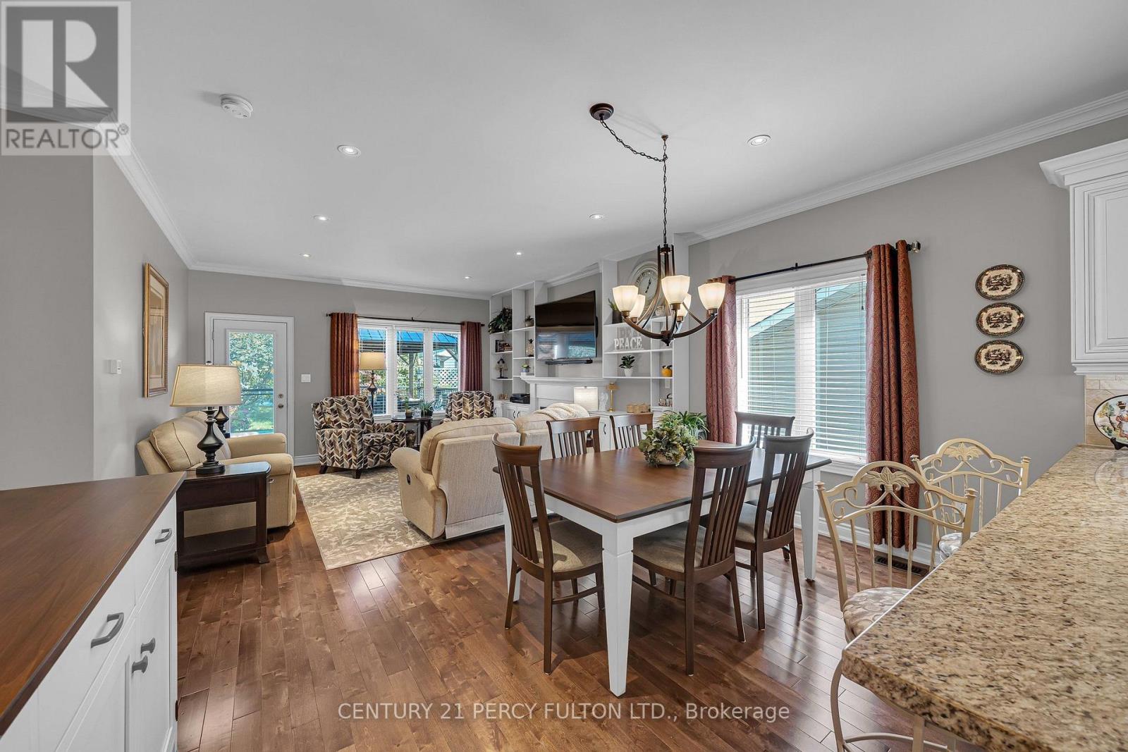 7 Eastbank Road, Clarington, ON photo 11