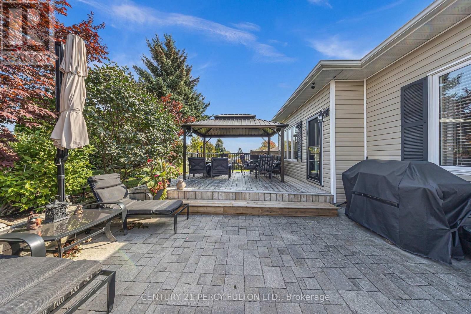 7 Eastbank Road, Clarington, ON photo 37