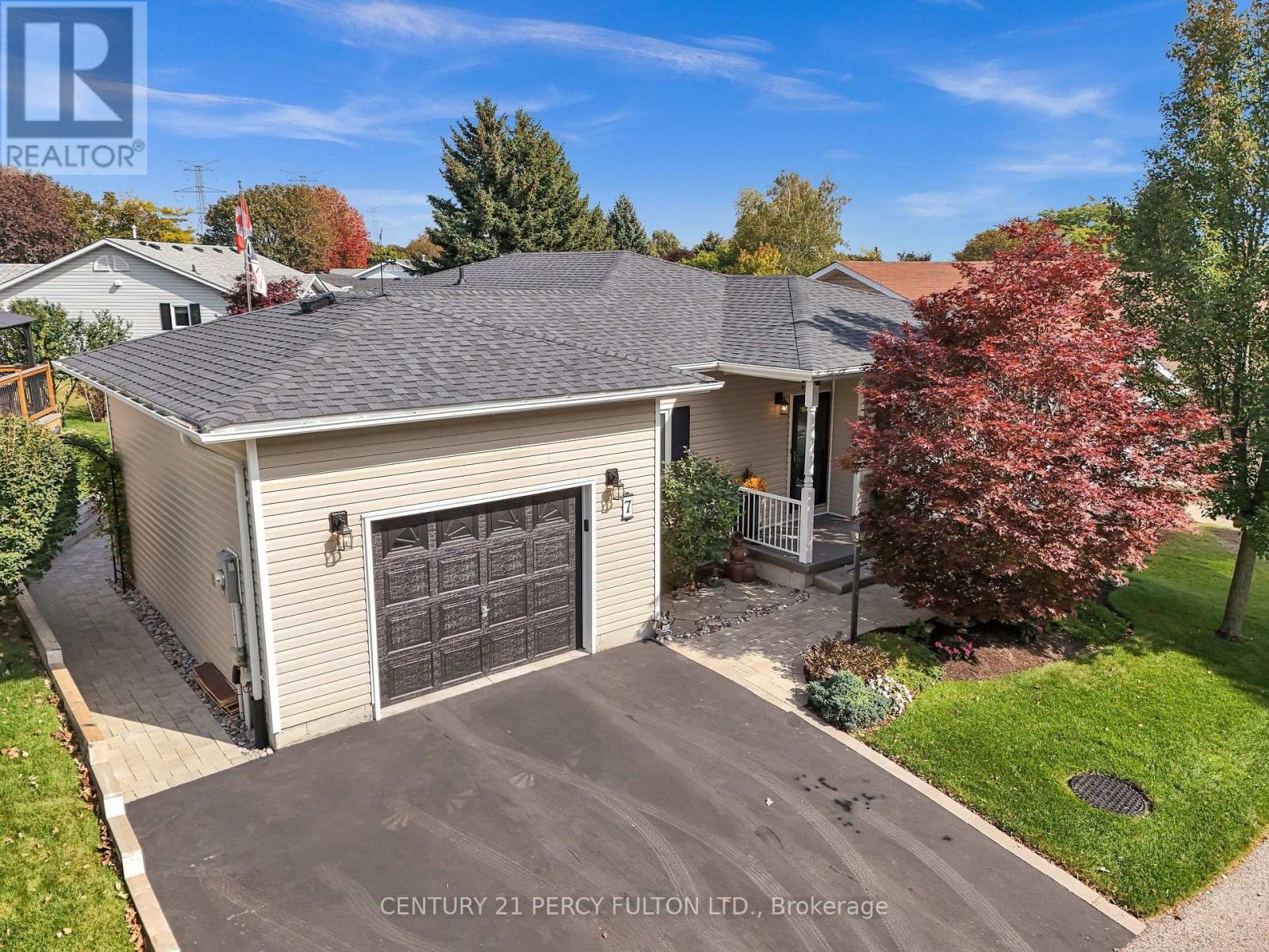 7 Eastbank Road, Clarington, ON photo 40