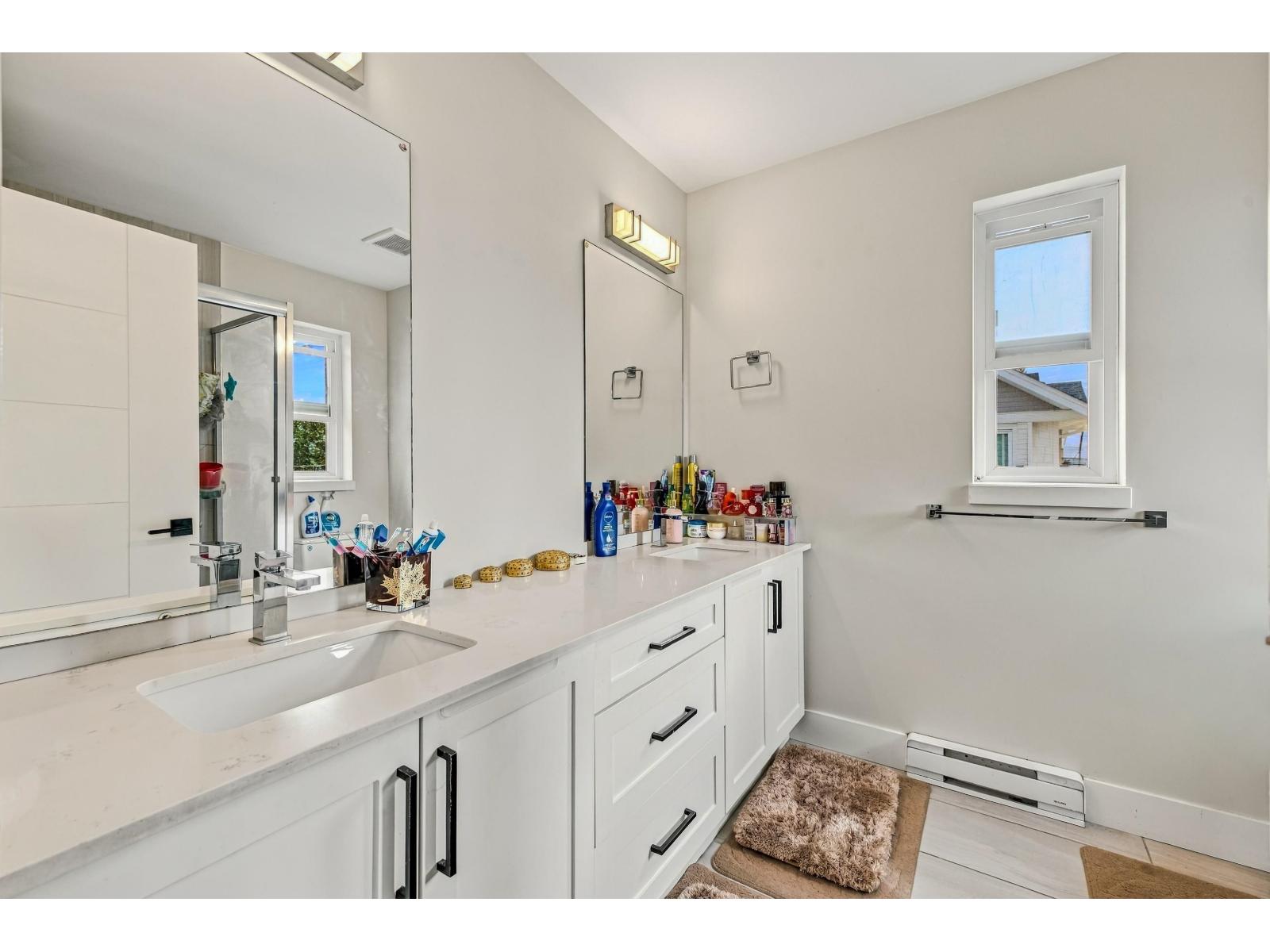 Photo of 23 2033 MCKENZIE ROAD 10