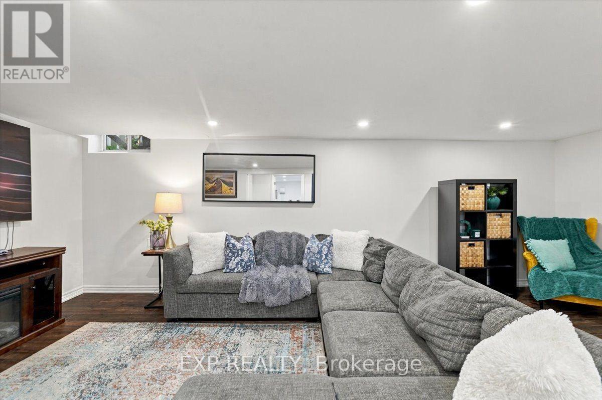 16 Havenbrook Court — photo 32