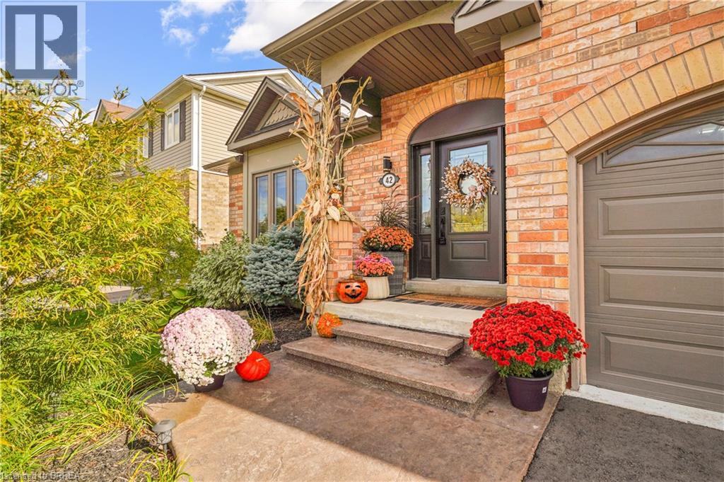 42 Edith Monture Avenue — photo 4