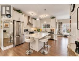 3pc Bathroom - 367 Nolancrest Heights Nw, Calgary, AB T3R0Z9 Photo 6