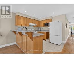 82 Burgeess Crescent, Newmarket, ON L3X2T8 Photo 14