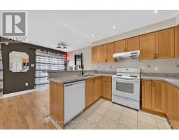 82 Burgeess Crescent, Newmarket, ON L3X2T8 Photo 16