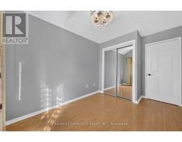 82 Burgeess Crescent, Newmarket, ON L3X2T8 Photo 30