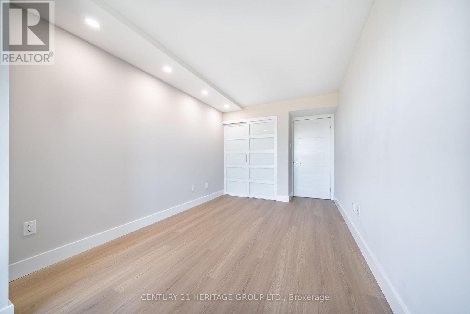 1203- 7 Townsgate Drive, Vaughan, ON photo 21