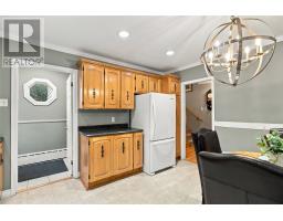35 Cowan Avenue thumbnail 13