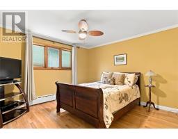 35 Cowan Avenue thumbnail 20