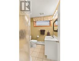 35 Cowan Avenue thumbnail 28