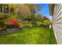 35 Cowan Avenue thumbnail 31