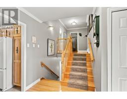35 Cowan Avenue thumbnail 5