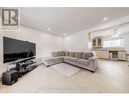 39 Seaton Drive, Aurora, ON L4G2J9 Photo 10