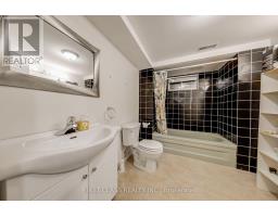 39 Seaton Drive, Aurora, ON L4G2J9 Photo 13