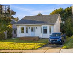 35 Ellesmere Avenue thumbnail 2