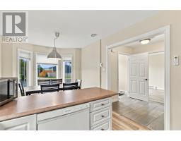 35 Ellesmere Avenue thumbnail 9