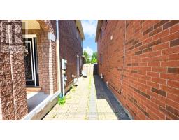 Bsmt - 26 Raffia Avenue, Richmond Hill, ON L4E4M9 Photo 13