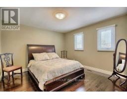 123 Heathwood Heights Drive, Aurora, ON L4G4W2 Photo 13