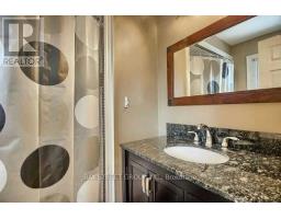 123 Heathwood Heights Drive, Aurora, ON L4G4W2 Photo 14