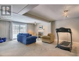 123 Heathwood Heights Drive, Aurora, ON L4G4W2 Photo 15