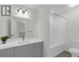 70 Phoenix Boulevard, Barrie, ON L9J0P7 Photo 13
