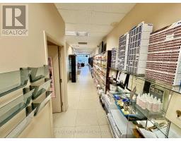 4105 Steeles Avenue W, Toronto, ON M3N1V7 Photo 6