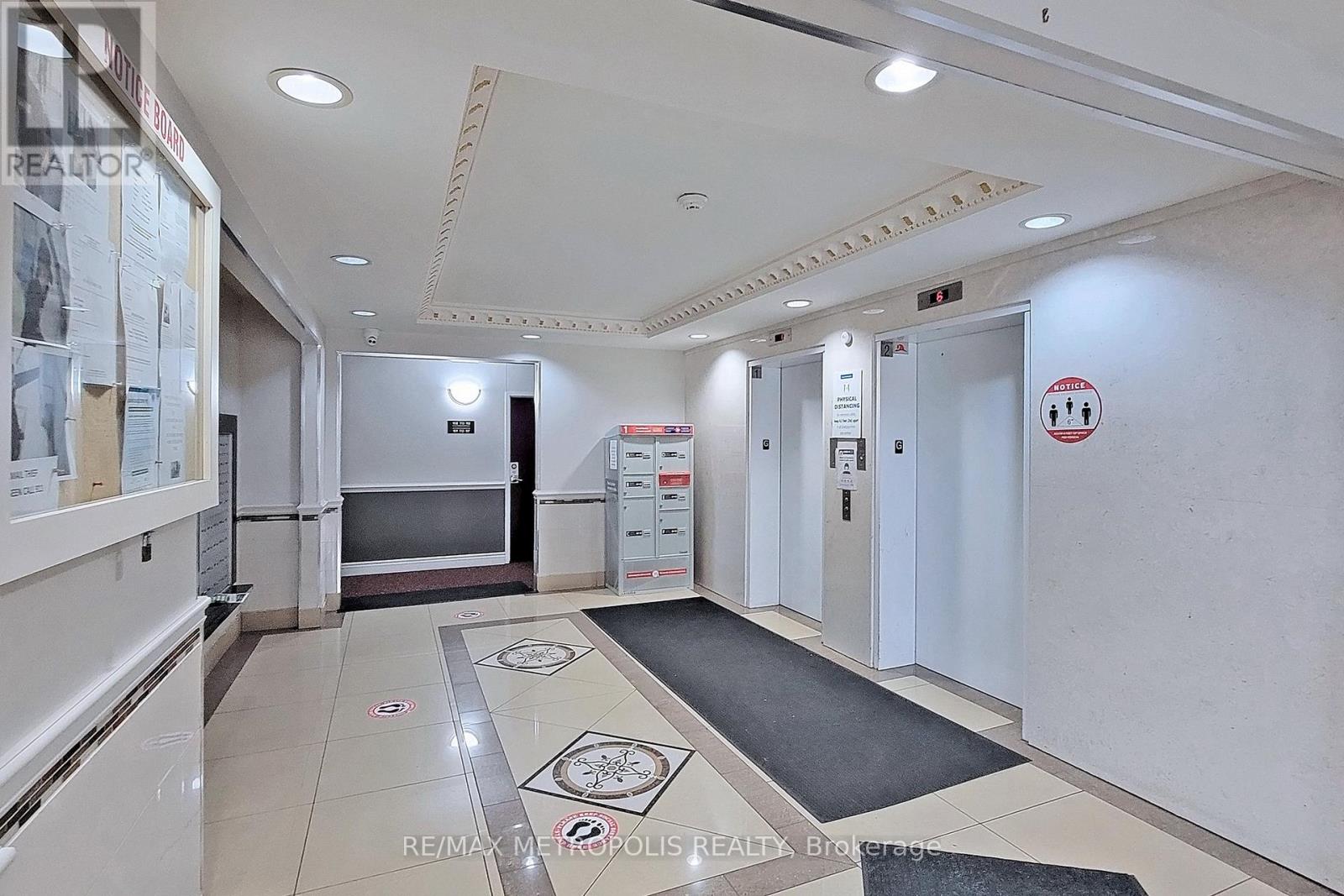 7405 Goreway Drive — photo 16