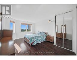 304 - 10 Dayspring Circle, Brampton, ON L6P1B9 Photo 15