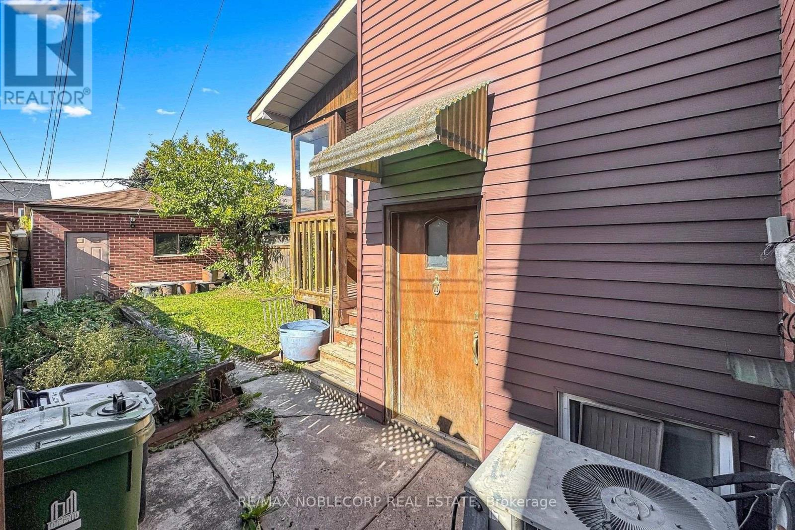 36 Earlscourt Avenue, Toronto, ON photo 43