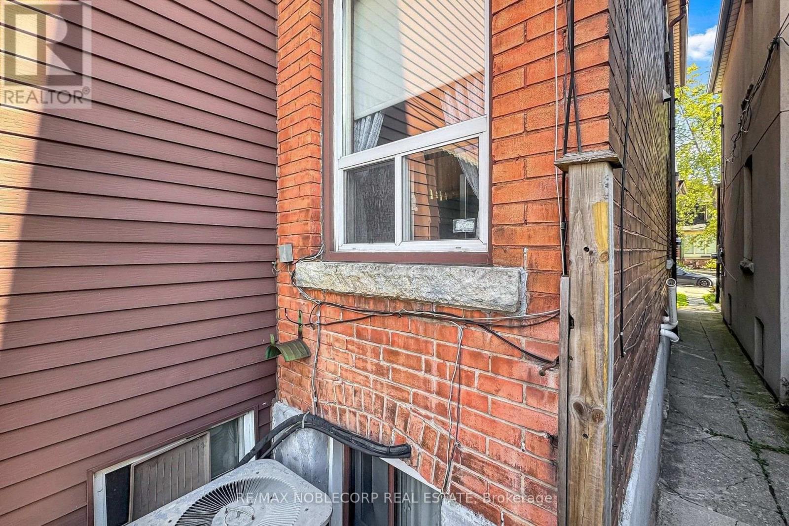 36 Earlscourt Avenue, Toronto, ON photo 44