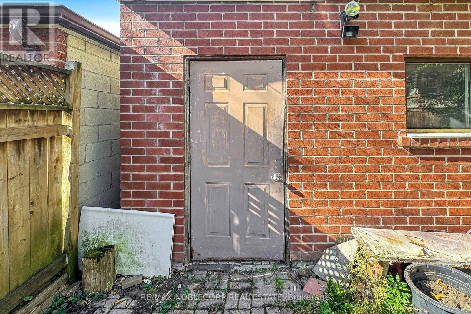 36 Earlscourt Avenue, Toronto, ON photo 48