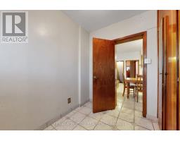 36 Earlscourt Avenue, Toronto, ON M6E4A6 Photo 21