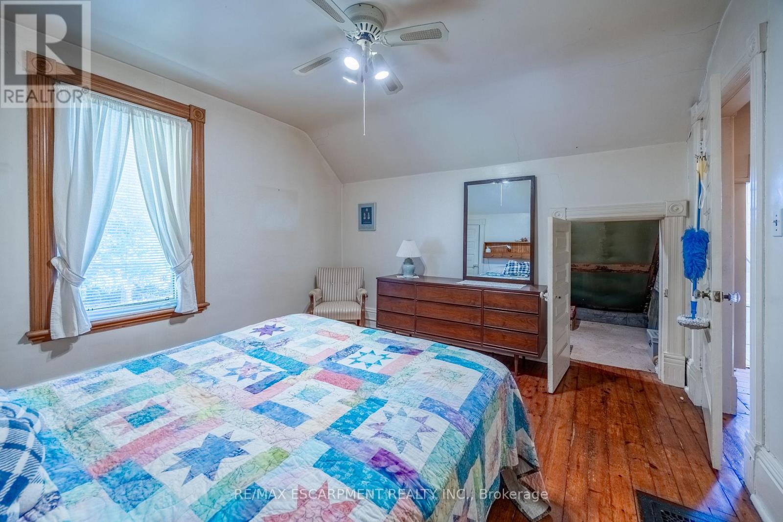33 PALMERSTON AVENUE - 22