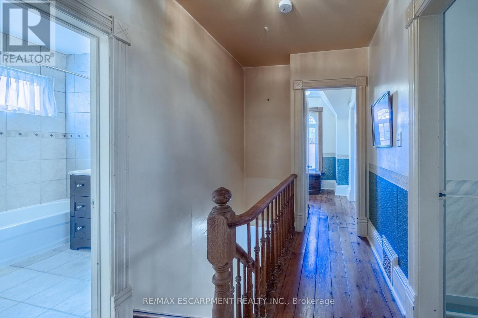 33 PALMERSTON AVENUE - 25
