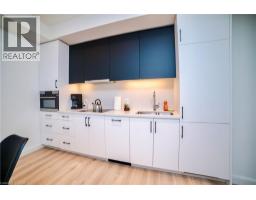 741 King Street W Unit# 1807, Kitchener, ON N2G1E5 Photo 8